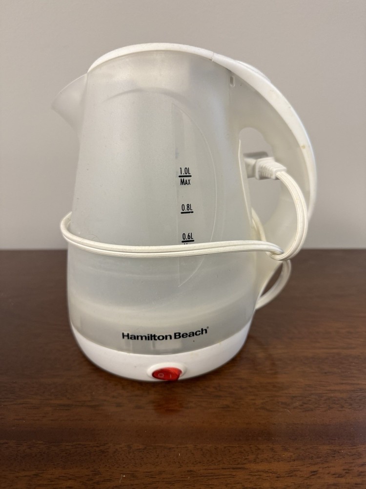 Hamilton Beach electric kettle 1 L - preowned with box