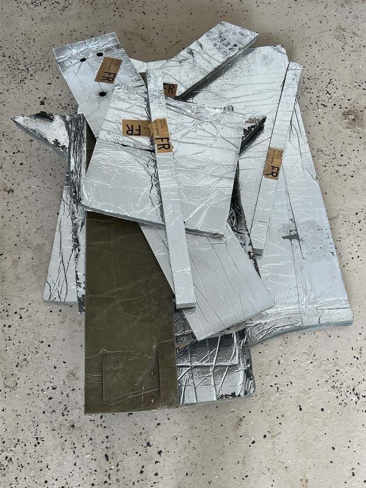 Peterbilt 379 Day Cab Installation ￼