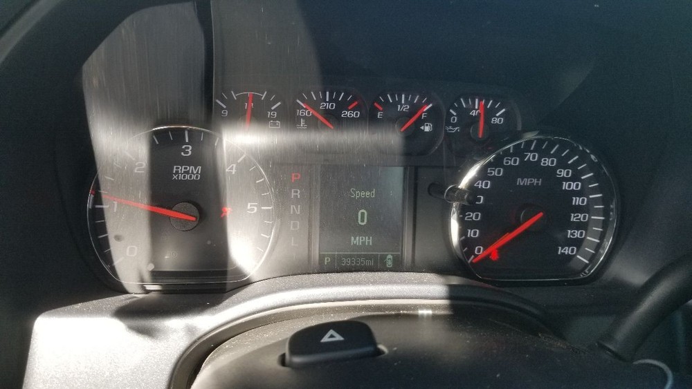 17 CHEVY SILVERADO 1500 AIR SHUTTER 5.3L