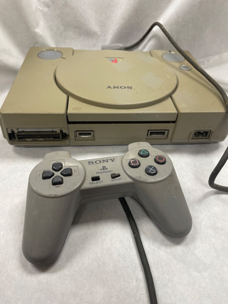 Sony playstation console and controller untested