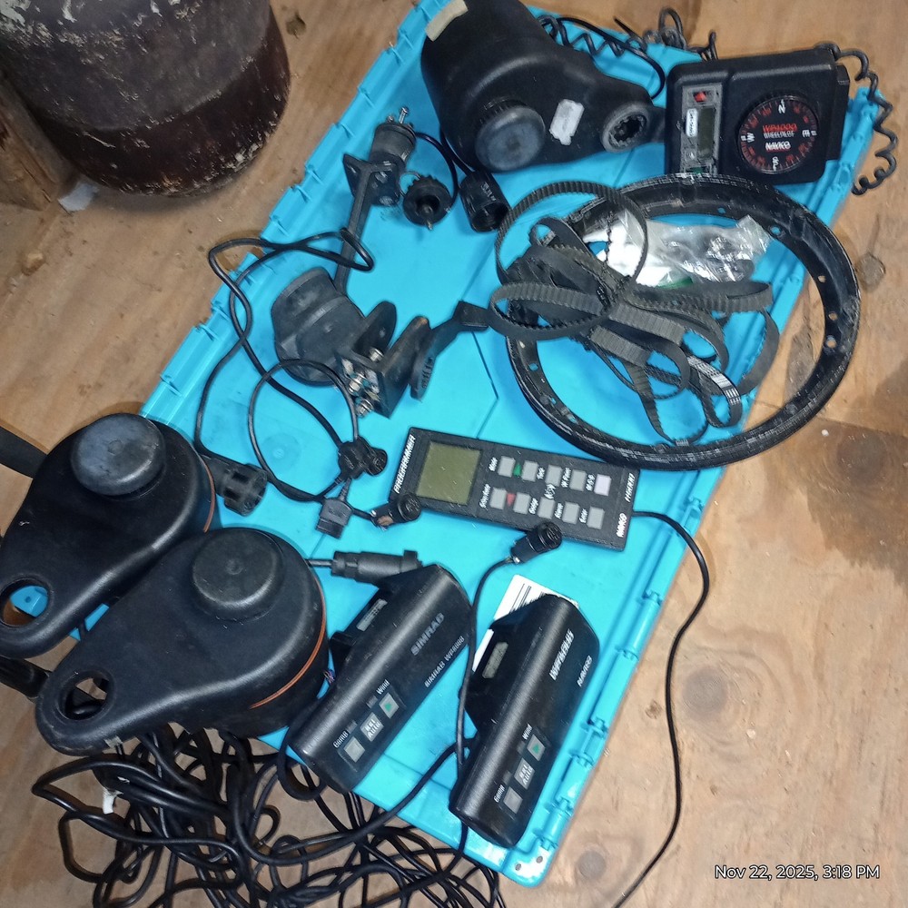 3 Wheel Auto Pilots  2 WP5000 & 1 WP4000