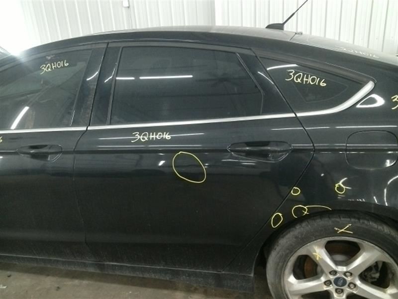 FUSION 2014 High Mounted Stop Light 104687123