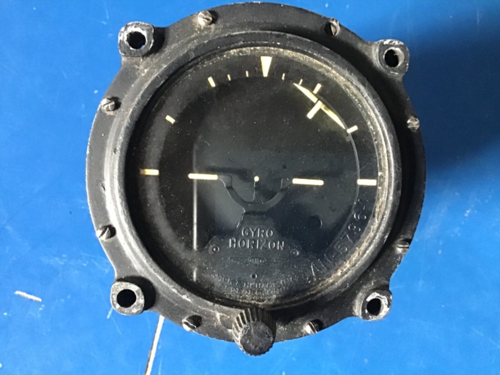 Gyro Horizon Indicator