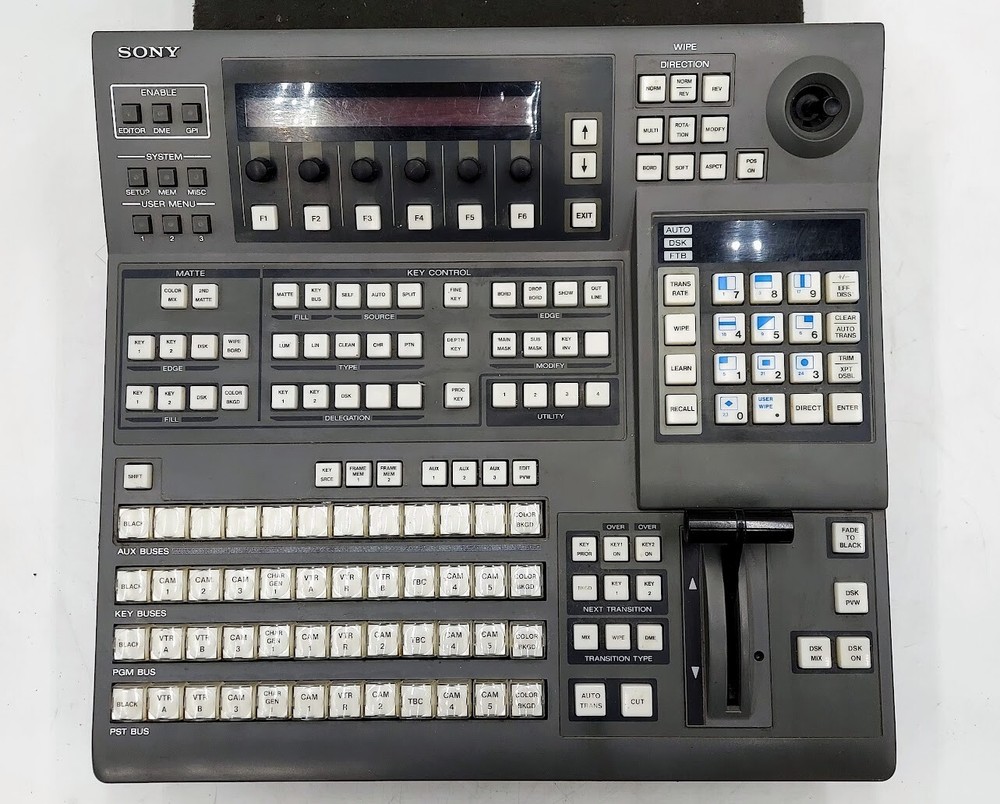 Sony BKDS-2010 + DVS-2000C Digital Video Switcher SET
