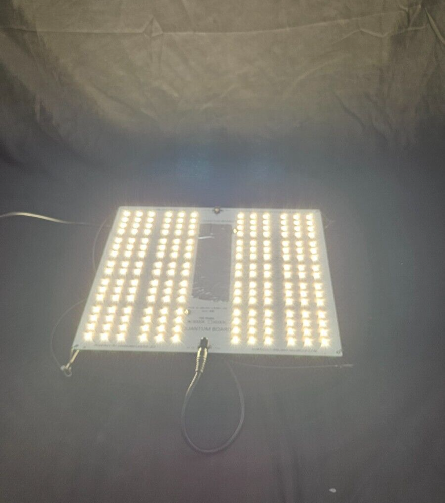 HLG HLG100 V2 Led Grow Light