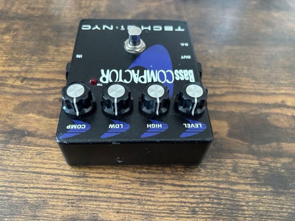 TECH 21 NYC Bass COMPACTOR