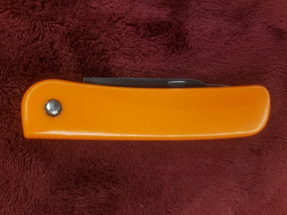 Kitchen House Young Shin Folding Pocket Knife/Multi Tool Plain Orange Plastic