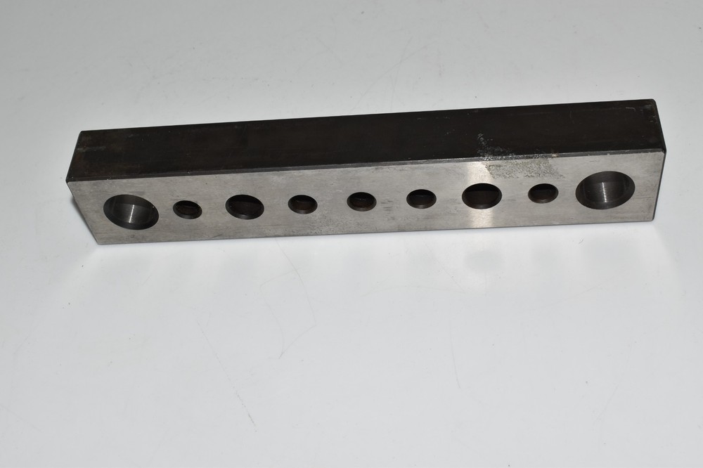SYSTEM 3R TOOLING 9 1/2" LONG BAR - (JNL4)