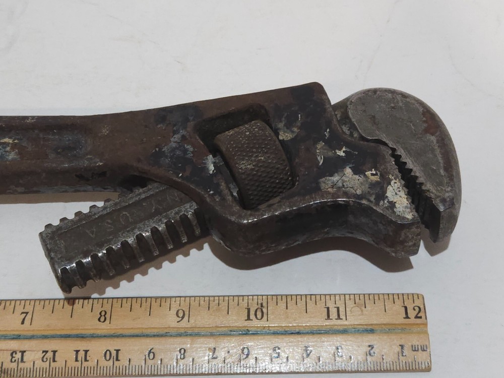 Vintage Ushco Lawson 14" Offset Pipe Wrench