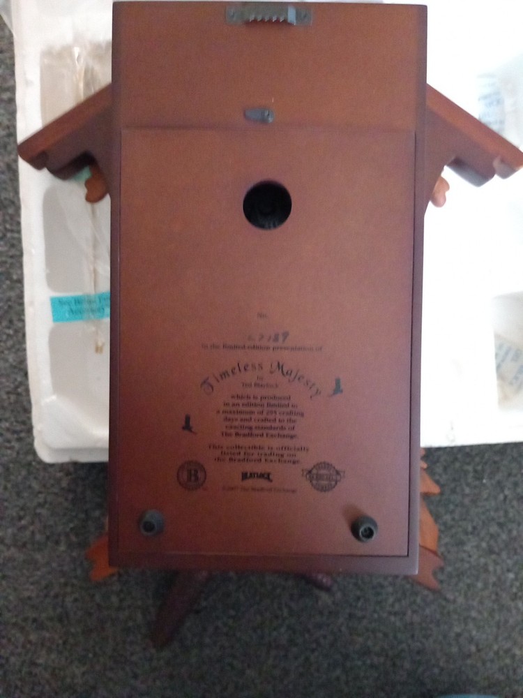 2007 Bradford Exchange - Ted Blaylock's Timeless Majesty Cuckoo Clock