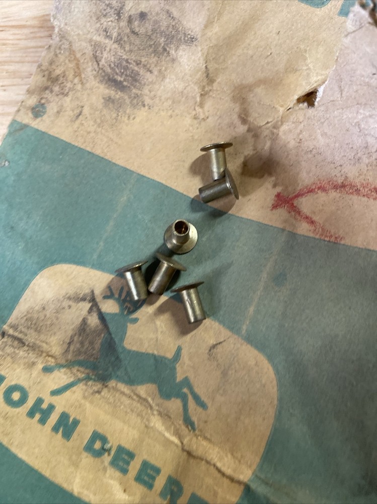 John Deere Original Rivets More In Sack
