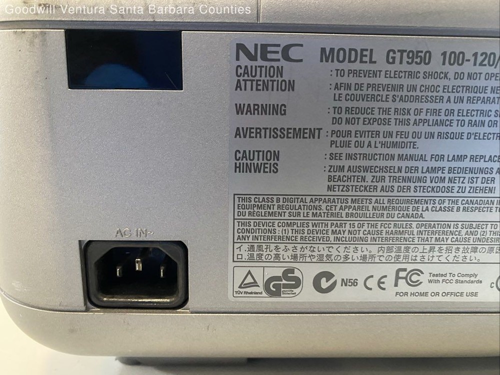 Nec GT950 LCD Projector - Read
