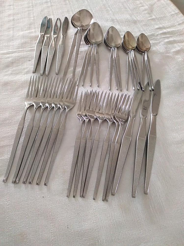 37 Towle Shape Pattern Burnished Handle Teaspoons Salad Dinner Forks Knives Set