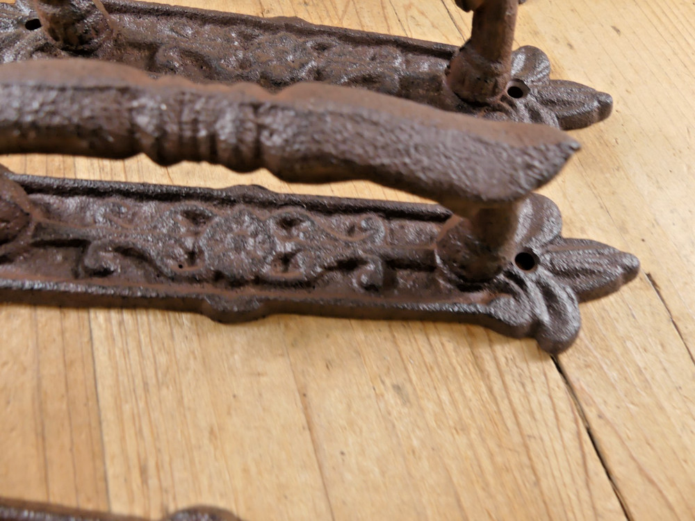 4 Cast Iron Antique Style Barn Handles Gate Pull Shed Door Handles Pulls Garden