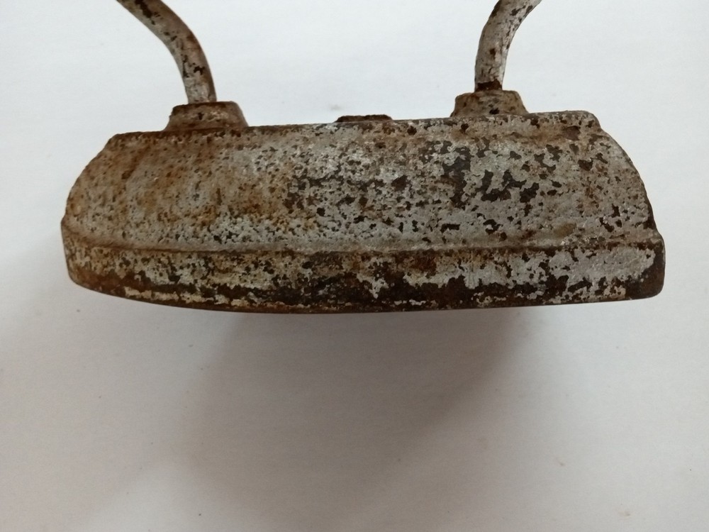 Antique Sad Iron #7