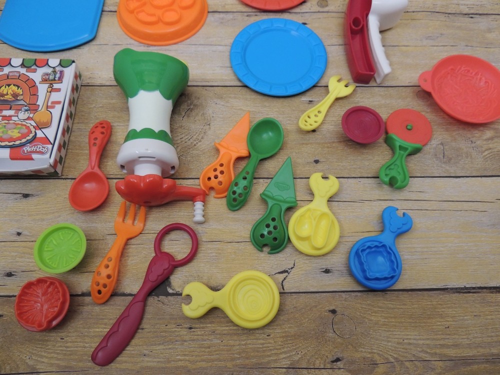 Play Doh Pizza 'n Pasta Dinner Set