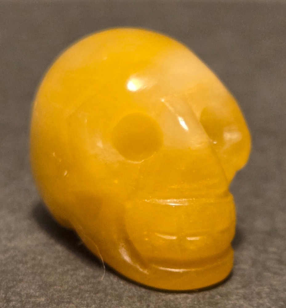 SHADOWBOX MINIATURE-GOTHIC STONE CARVED SKULL-E