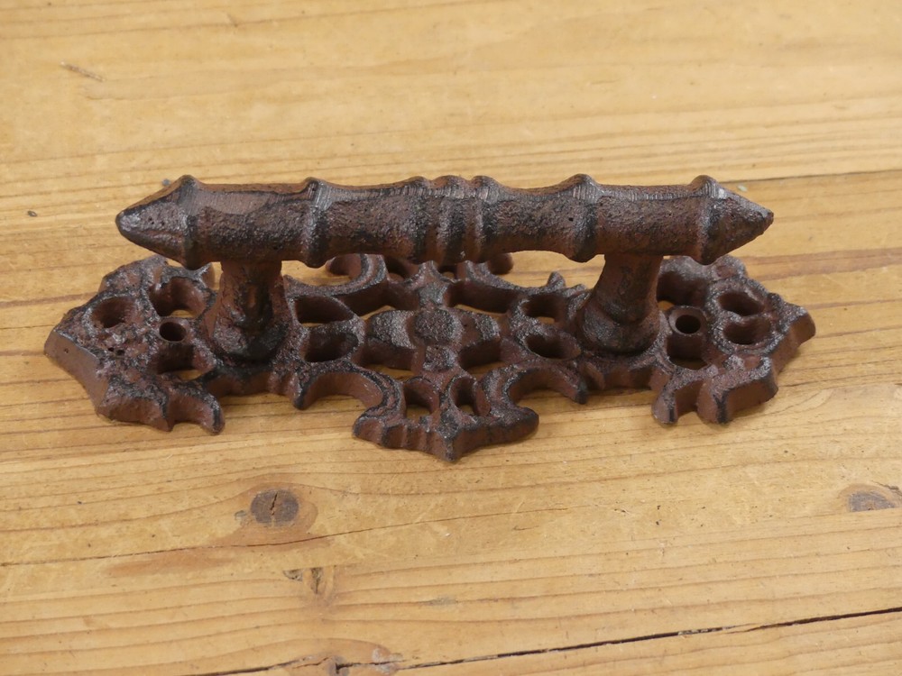 4 Cast Iron Antique Style FANCY Barn Handle Gate Pull Shed Door Handles Pulls