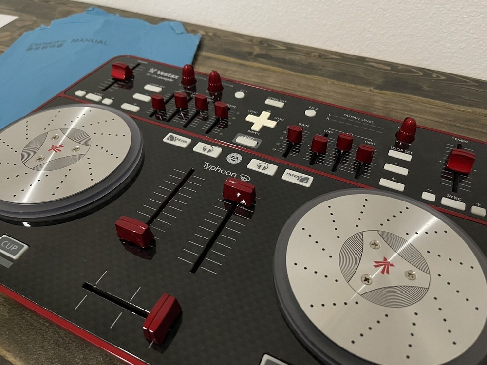 Vestax Typhoon Digital DJ Controller