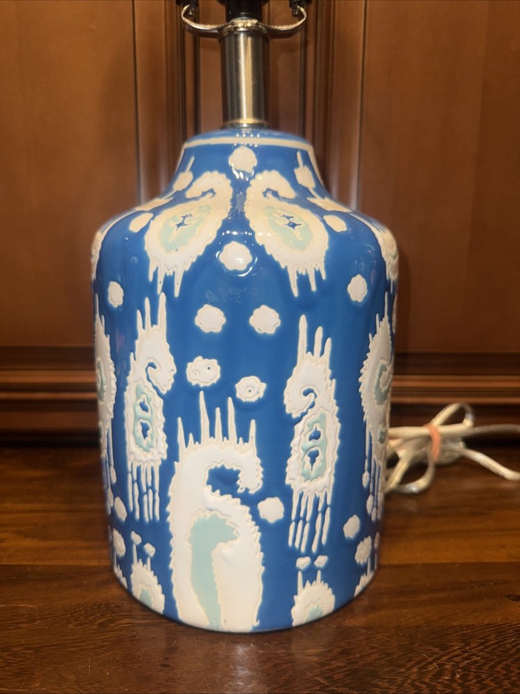 Rare Vintage Blue White Ikat Pattern Ceramic Lamp