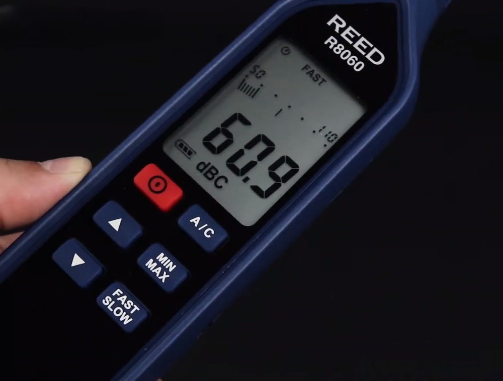 R8060 Pro Sound Level Meter with Bargraph for Precise Measurements