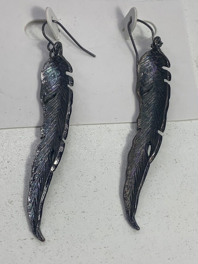 Southwestern Silver Tone Feather Earrings