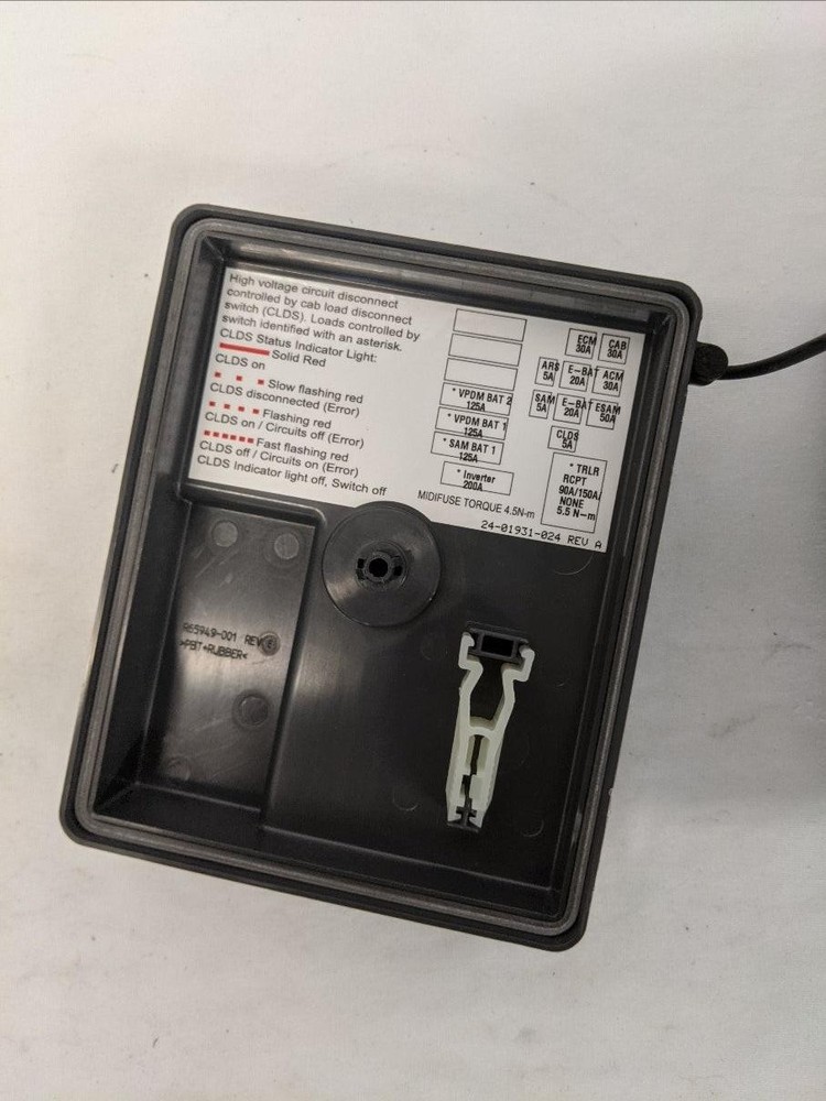 Freightliner Daimler HL Battery Cable Access Power Module - P/N A66-18649-003