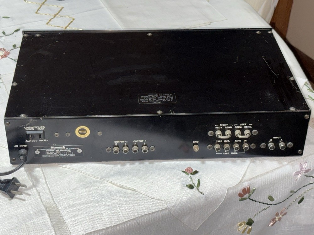 Numark EQ-2700 Stereo Frequency Spectrum Equalizer 10-Band