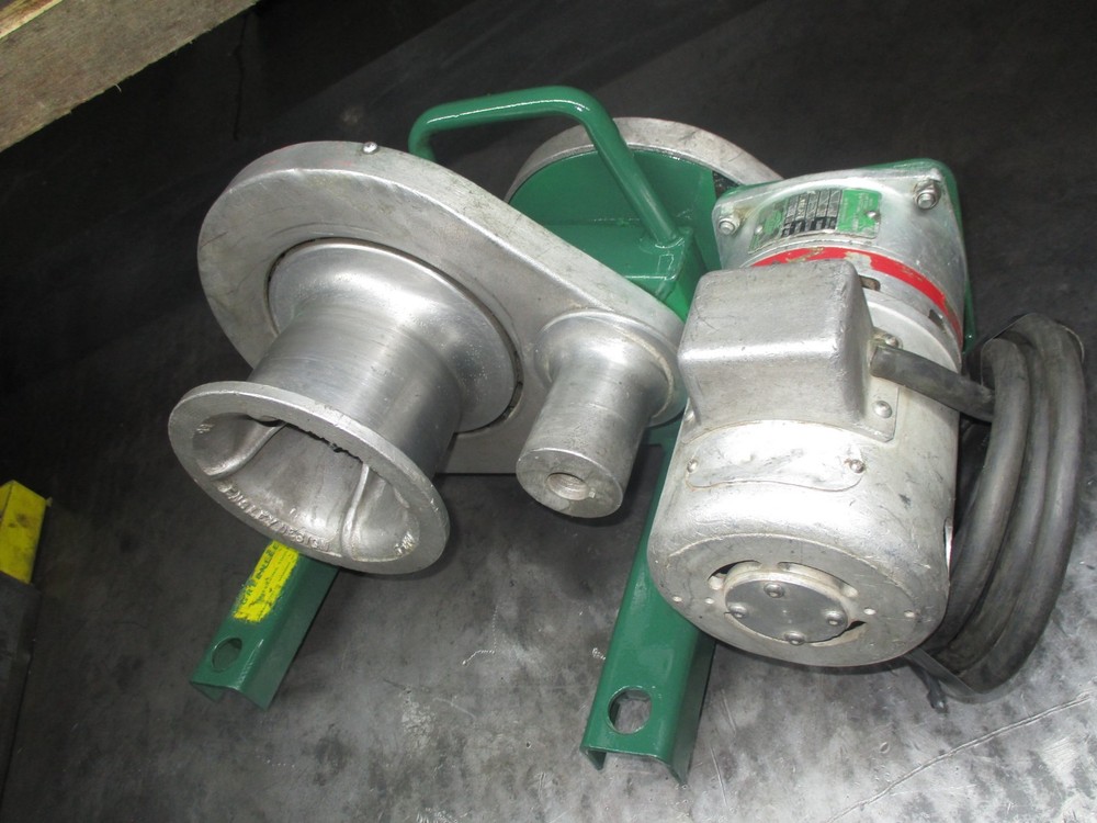 GREENLEE 640 PULLER TUGGER  4500 LBS CAPACITY