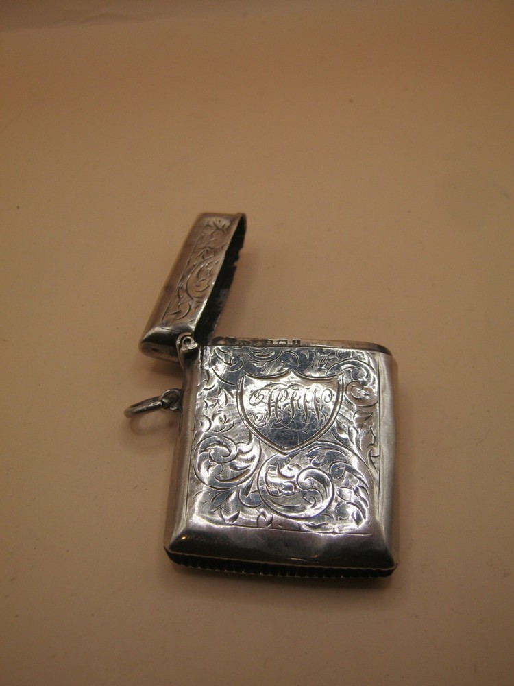 Birmingham 1911 Sterling Silver Vesta Case / Match Safe With Shield