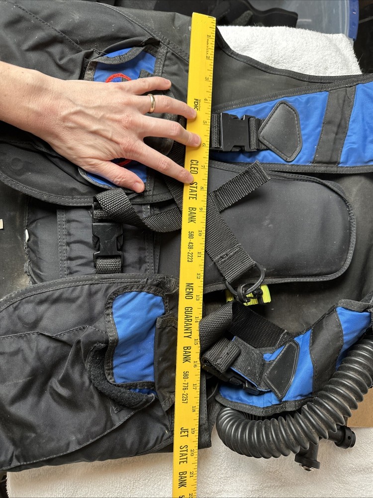Seapro Inc. Buoyancy Compensator Size Medium