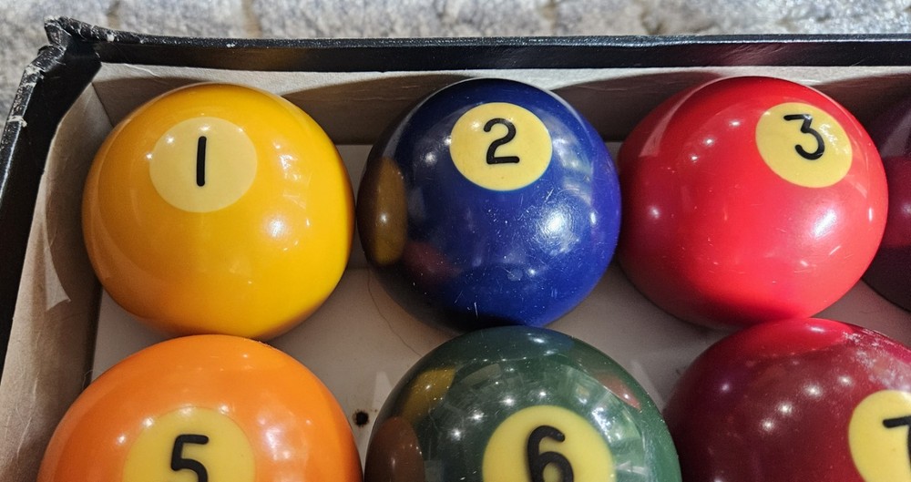 Vintage Billards Pool Ball Set