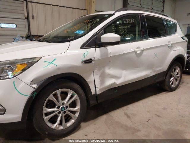 Fuse Box Engine Fits 18 ESCAPE 4594956
