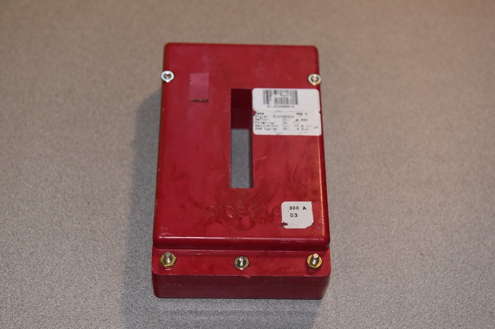 Style 151D995G03 300A Current Transformer