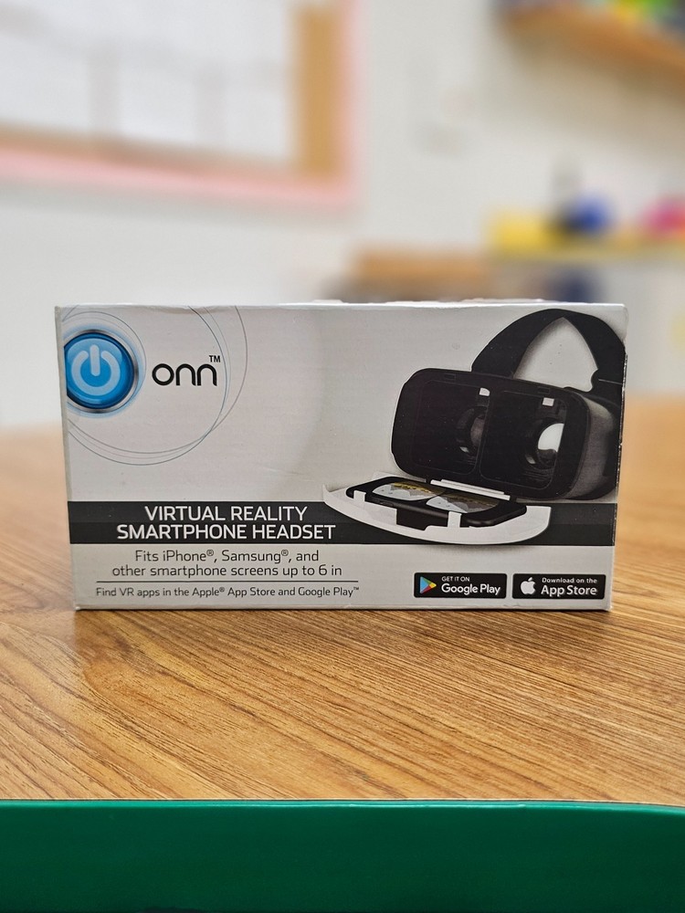 ONN Virtual Reality Smartphone Headset - White