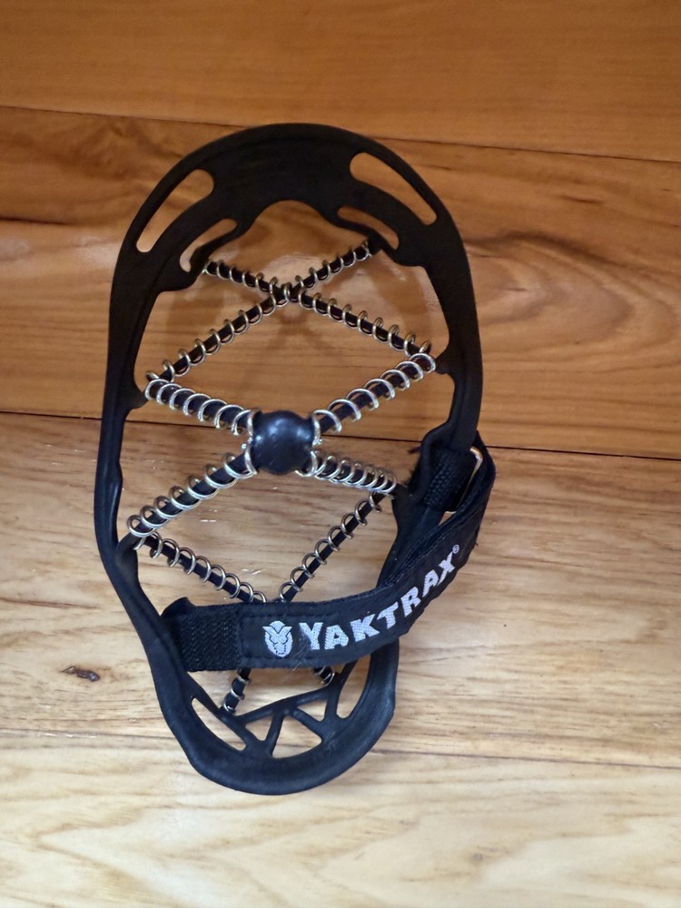 Yaktrax Pro Small Crampons - New