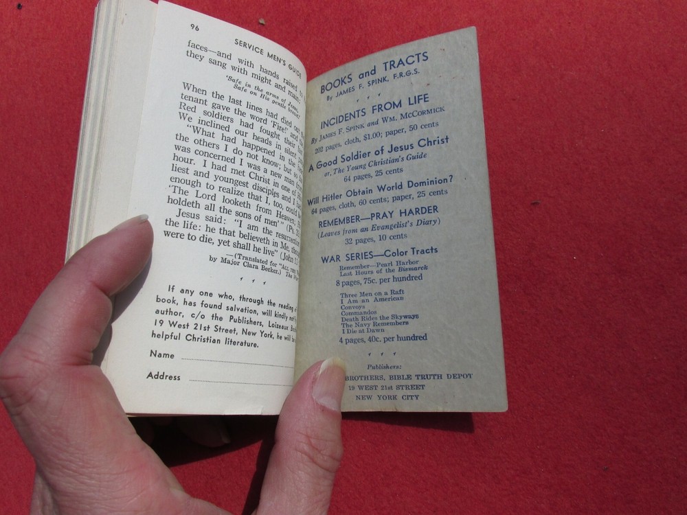 1943 Service men's guide : or, Helps heavenward