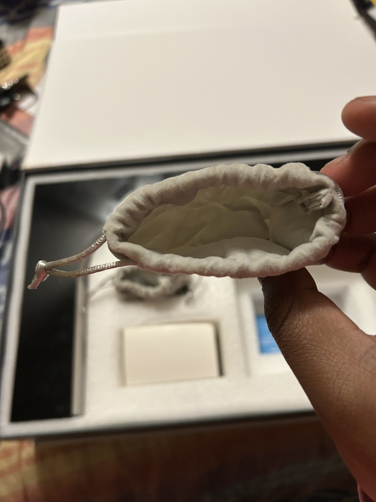 Levitating Shoe Stand, Floating Sneaker DISPLAY MISSING PARTS READ DESCRIPTION