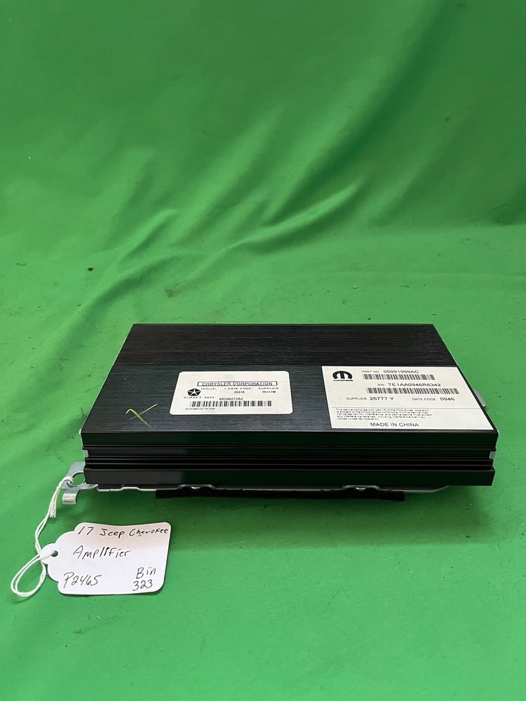 2015-2017 Jeep Cherokee Amplifier OEM