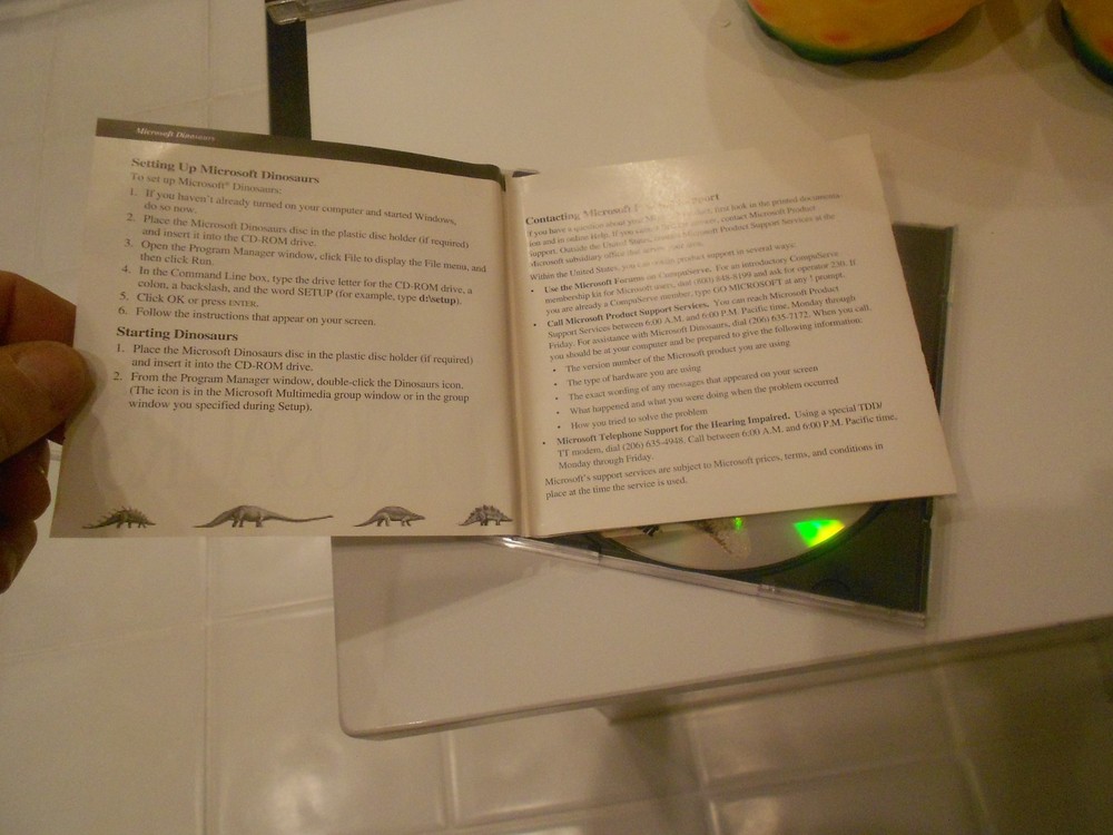 MICROSOFT DINOSAURS PC 1993 CD ROM-WINDOWS GREAT CONDITION