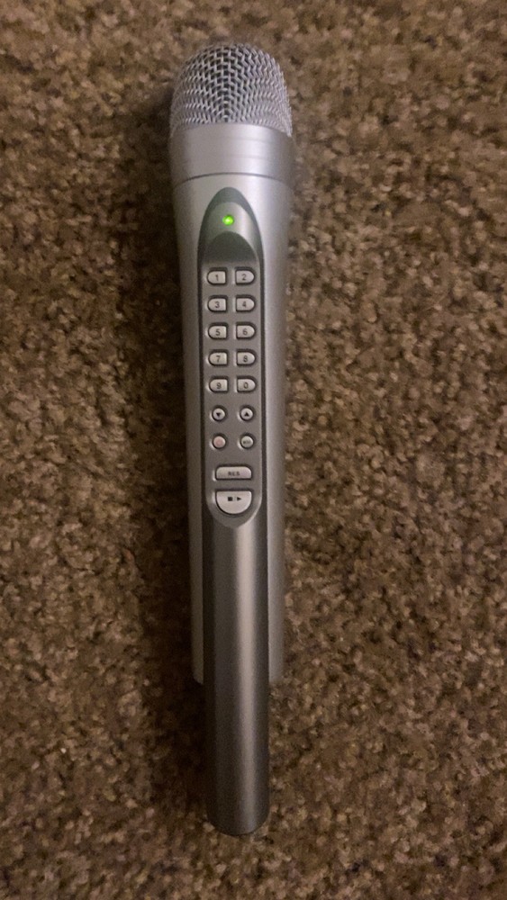 magic sing et18k Used Single Silver Microphone Works Microphone Only