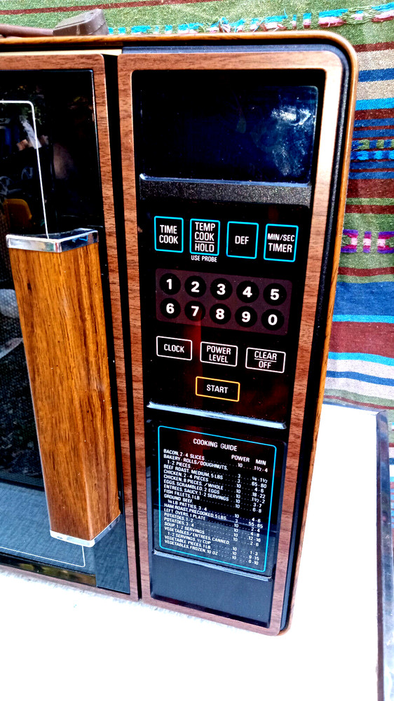 Hotpoint Microwave Vintage 1984