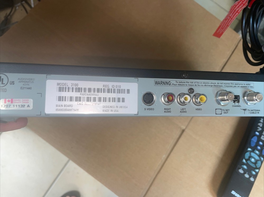 Bell 3100 ExpressVu MPEG2 + remote