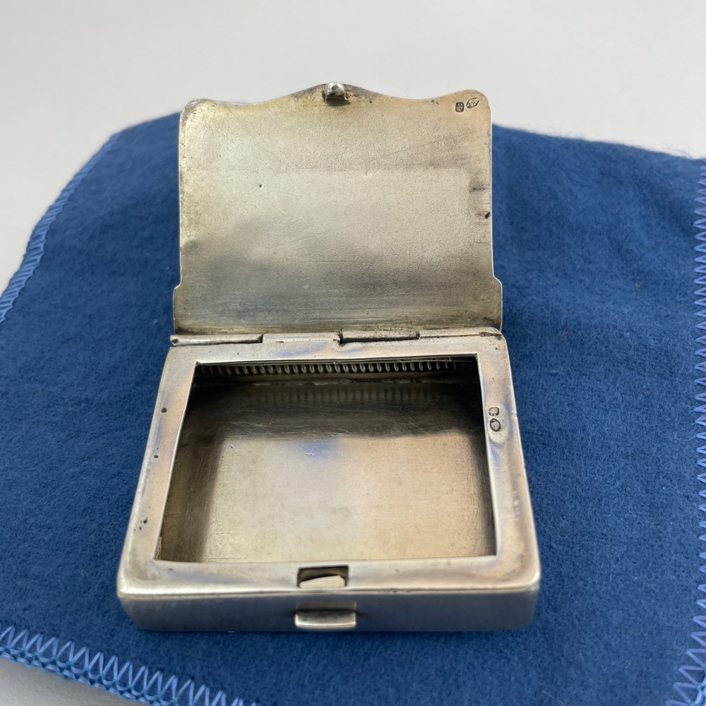 Vintage Silver Snuff Box or Pill Box Engraved Hinged Case 36g