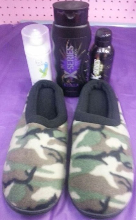 Camouflage Memory Foam Slippers Gift Set