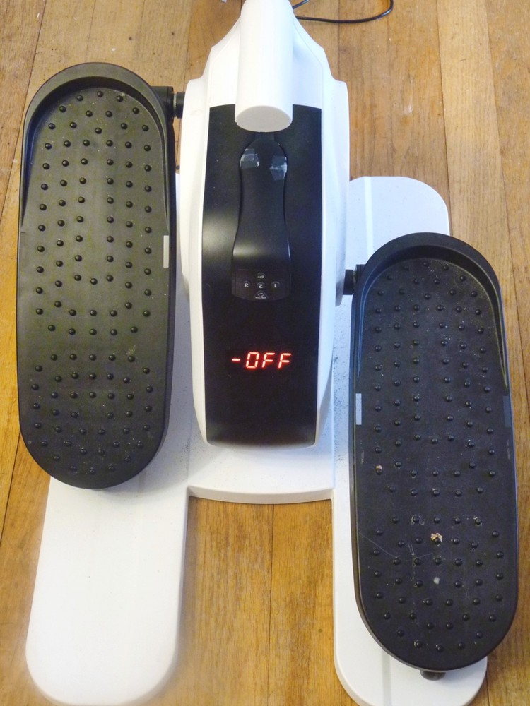 LegXercise Ellipse One, LEGX-013, w/AC Adapter & Wireless Remote, Tested