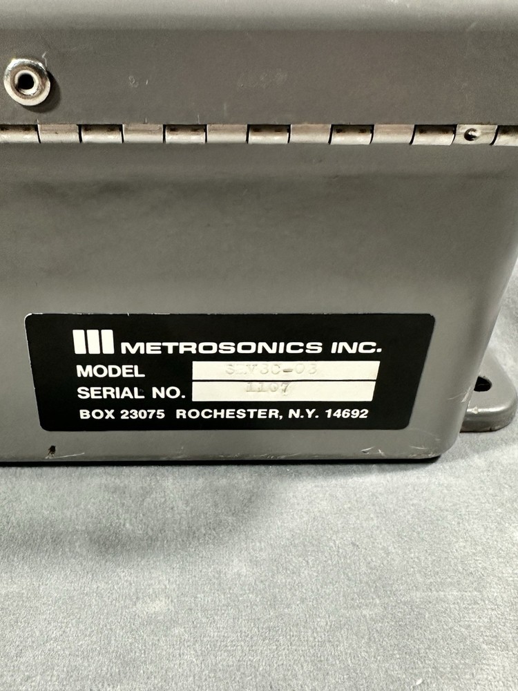Metrosonics RS-232 Stray Voltage Recorder with Case