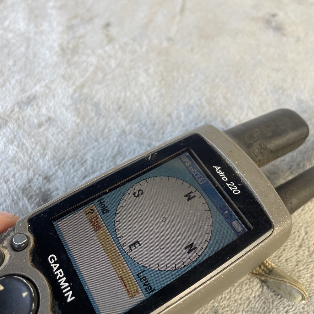Garmin Astro 220 Dog Tracker Handheld Device