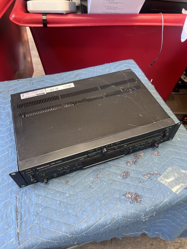 Tascam MD-CD1 Minidisc/cd player