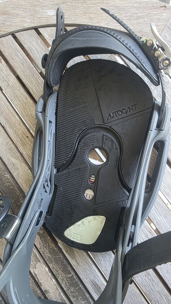 Burton Cartel Est Bindings Size Medium